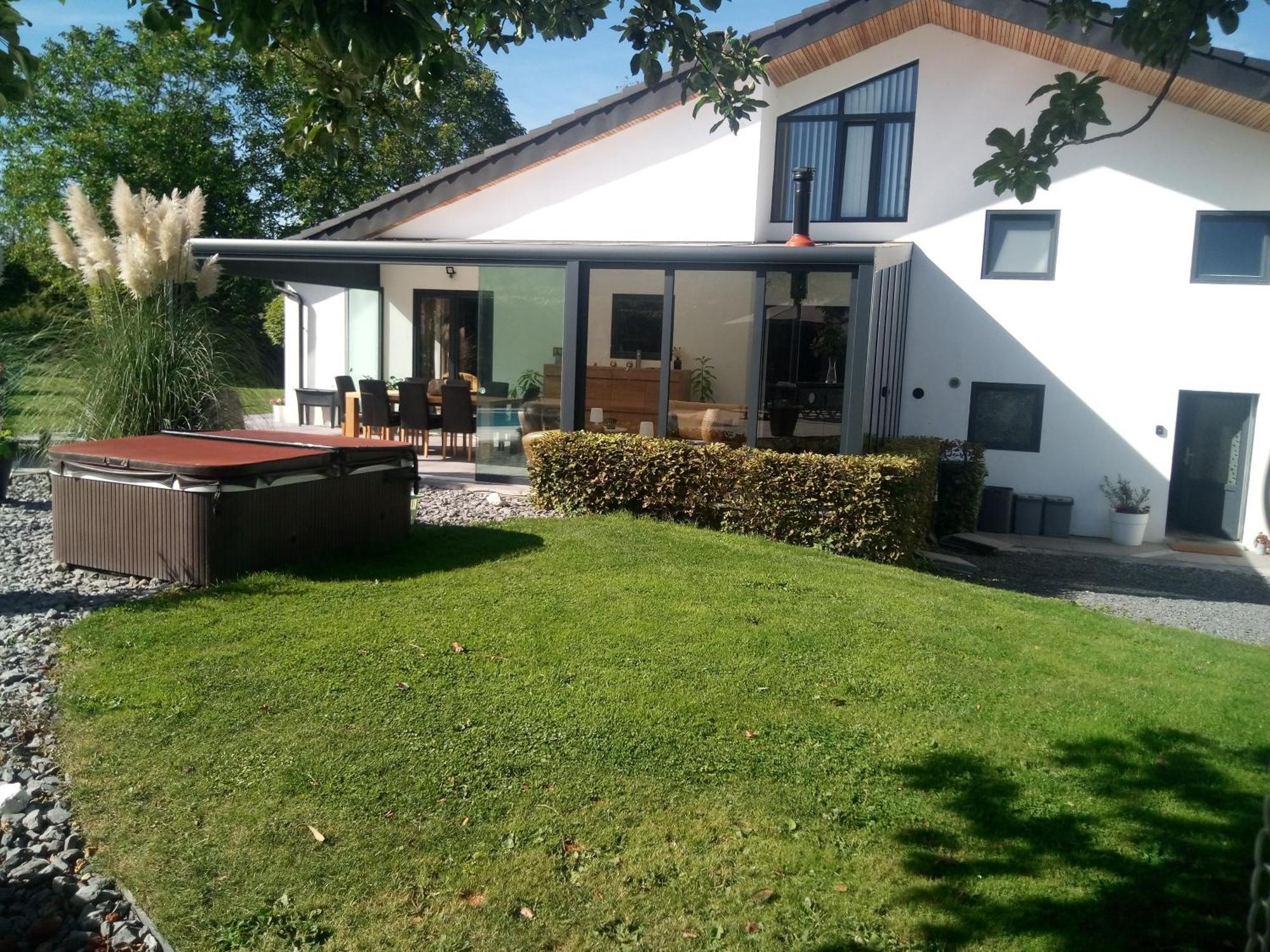 L'écurie gîte Spa Exterior foto